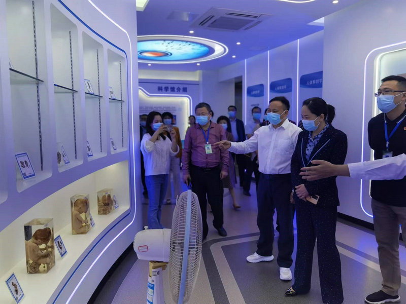 市政协领导莅临我校调研