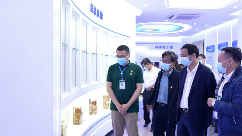 市委书记刘锋带队莅临我校调研